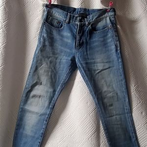 Saint laurent jeans listed size 29. Jeans run small. Should fit a 27.